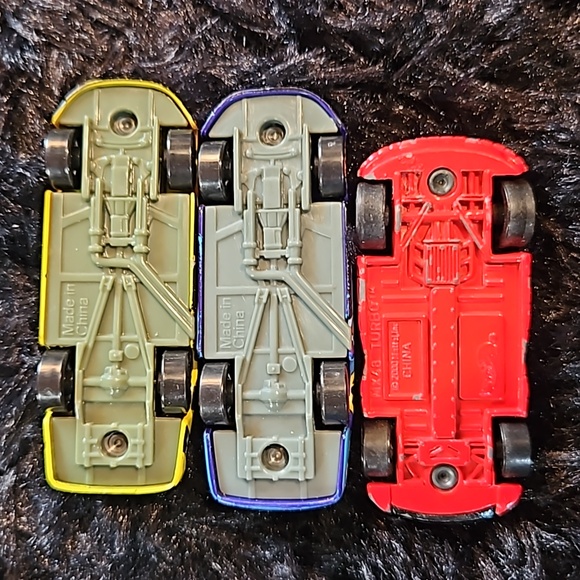 Hot Wheels Race Cars & Delivery Trucks Collection - Picture 13 of 16